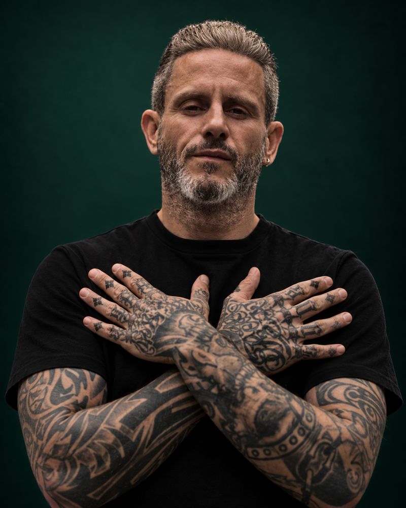 Portret van tattoo artist Yoska